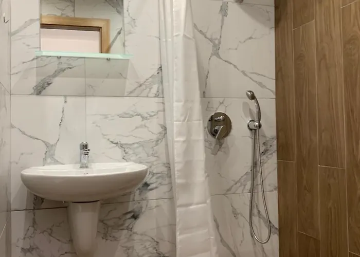 Gardens A12 보로베츠