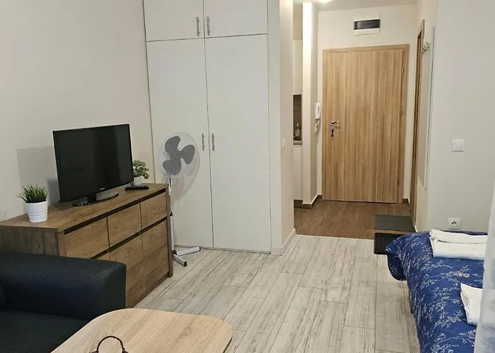 아파트 Gardens A12