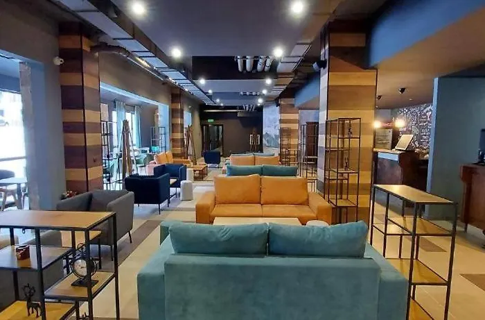 아파트 Gardens A12